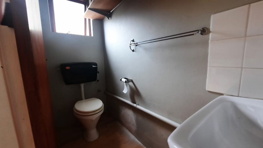 To Let 1 Bedroom Property for Rent in Kleinmond Western Cape